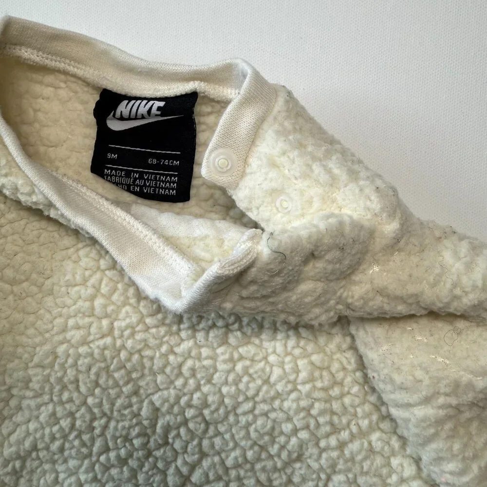 Nike Sherpa Fleece Baby Crewneck Sweatshirt Cream Colored Off White Size 9M - Picture 2 of 10